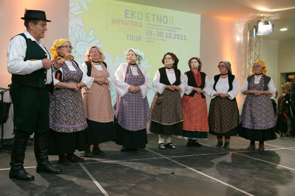 2011. 10. 26. - HOP predstavljen na sajmu Eko Etno Hrvatska Europa Tour u Zagrebu